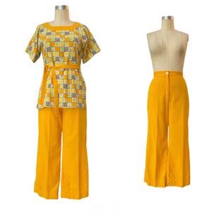 1970s pantsuit, 70s 2 piece set, vintage outfit, novelty print, mod pants, 27